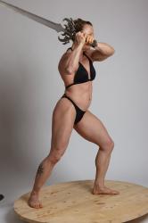 KAROLINA STANDING SMASH SWORD